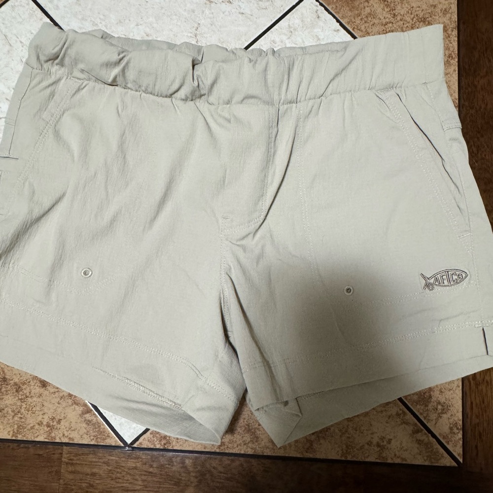 AFTCO Tan Athletic Shorts with Stretchy Waistband